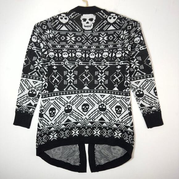 Social Collison Skulls Fair Isle Girls Open Cardigan Size M - Picture 2 of 6